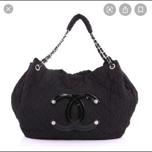 Chanel quilted Cloquee Hobo LN